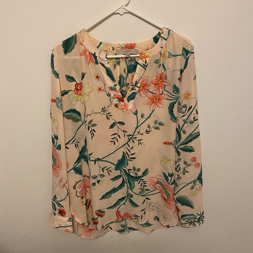 Loft medium floral blouse